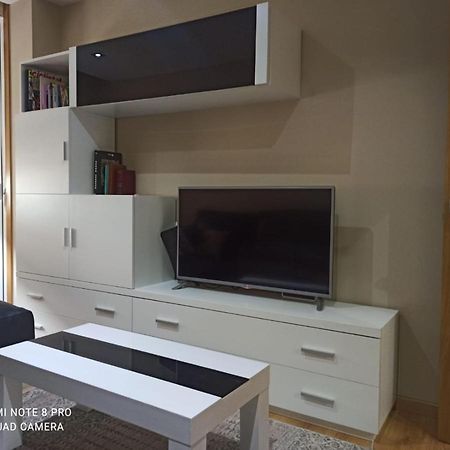 Hogar Aroalia, apartamento super céntrico!! Ourense Esterno foto