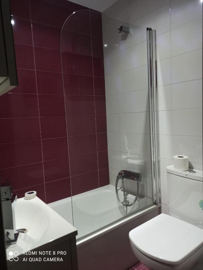 Hogar Aroalia, apartamento super céntrico!! Ourense Esterno foto