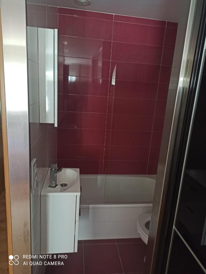 Hogar Aroalia, apartamento super céntrico!! Ourense Esterno foto