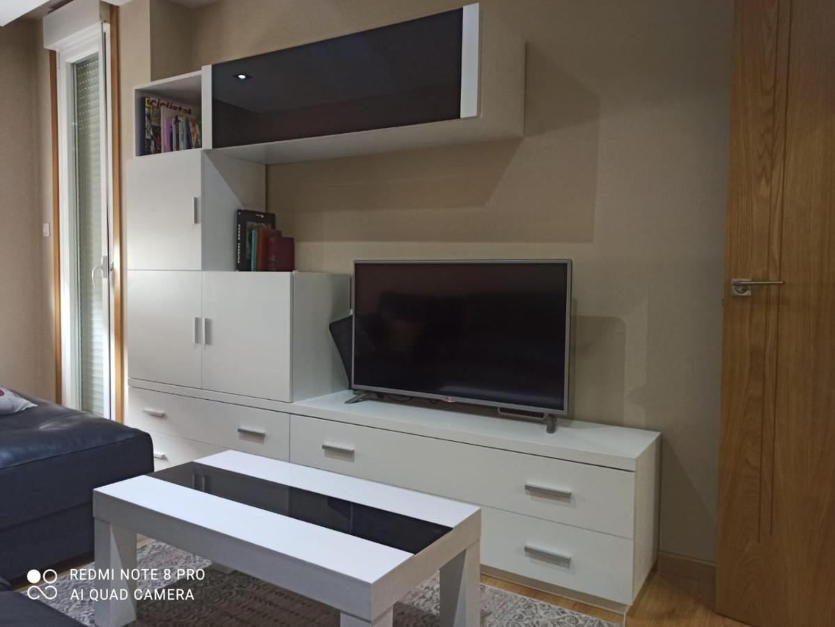 Hogar Aroalia, apartamento super céntrico!! Ourense Esterno foto